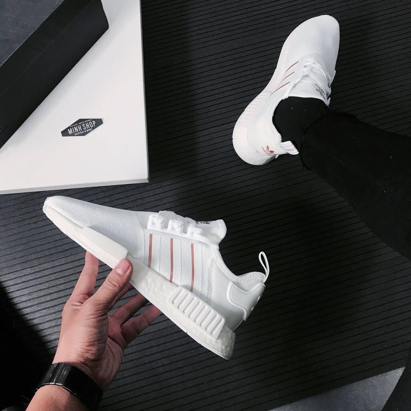 giày thể thao chính hãng, giày nike chính hãng, giày adidas chính hãng, giày newbalance chính hãng, giày converse chính hãng, giày puma chính hãng, giày vans chính hãng, giày asics chính hãng, giày everlast chính hãng, nước hoa chính hãng, ba lô, dép, dép quai ngang