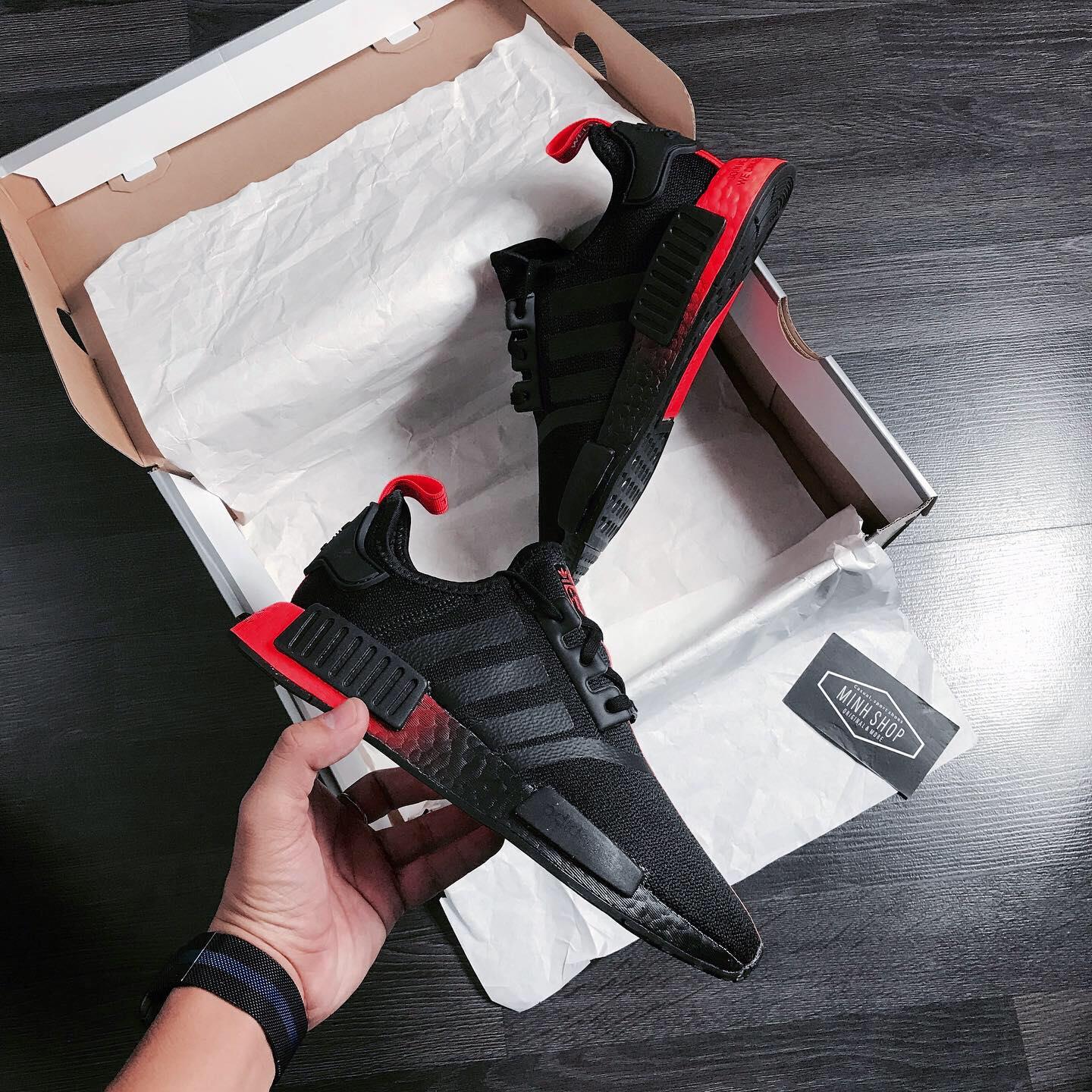 giày thể thao chính hãng, giày nike chính hãng, giày adidas chính hãng, giày newbalance chính hãng, giày converse chính hãng, giày puma chính hãng, giày vans chính hãng, giày asics chính hãng, giày everlast chính hãng, nước hoa chính hãng, ba lô, dép, dép quai ngang