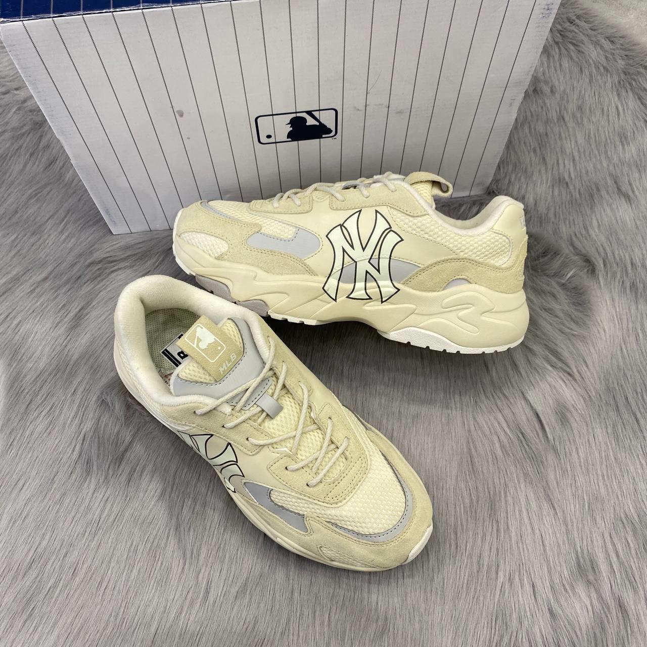 Giày thể thao, Balo thể thao, Nón thể thao, Thương hiệu giày nổi tiếng, Giày Adidas, Giày Nike, Balo Nike, Balo Adidas, Nón Nike, Nón Adidas