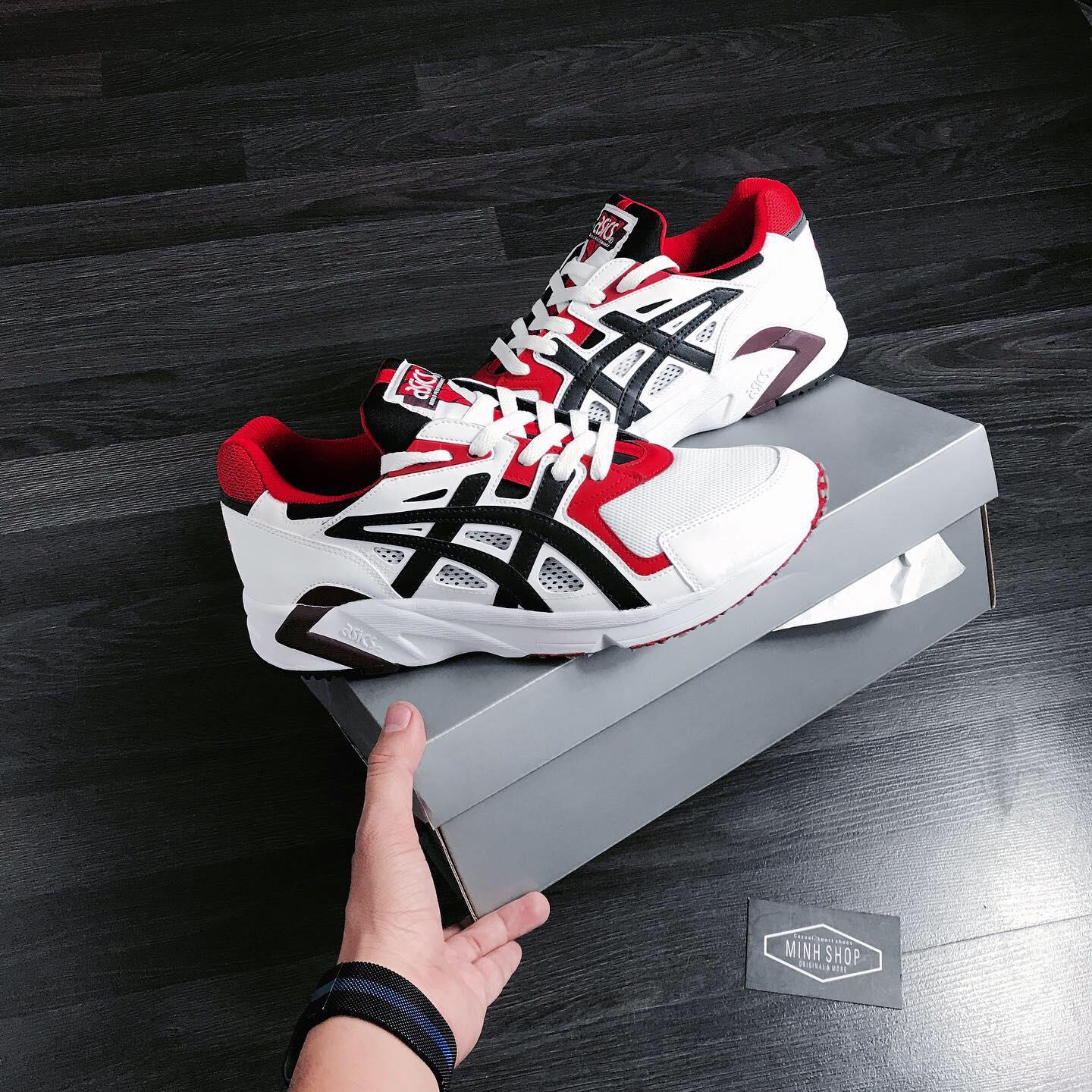 giày thể thao chính hãng, giày nike chính hãng, giày adidas chính hãng, giày newbalance chính hãng, giày converse chính hãng, giày puma chính hãng, giày vans chính hãng, giày asics chính hãng, giày everlast chính hãng, nước hoa chính hãng, ba lô, dép, dép quai ngang