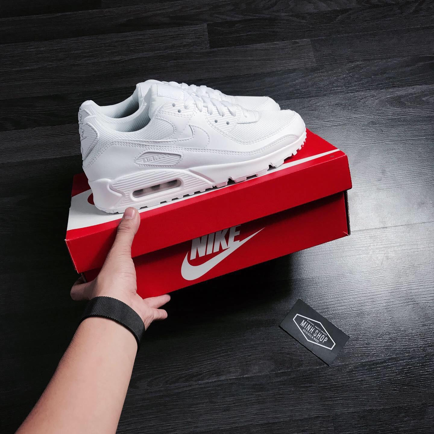 giày thể thao chính hãng, giày nike chính hãng, giày adidas chính hãng, giày newbalance chính hãng, giày converse chính hãng, giày puma chính hãng, giày vans chính hãng, giày asics chính hãng, giày everlast chính hãng, nước hoa chính hãng, ba lô, dép, dép quai ngang