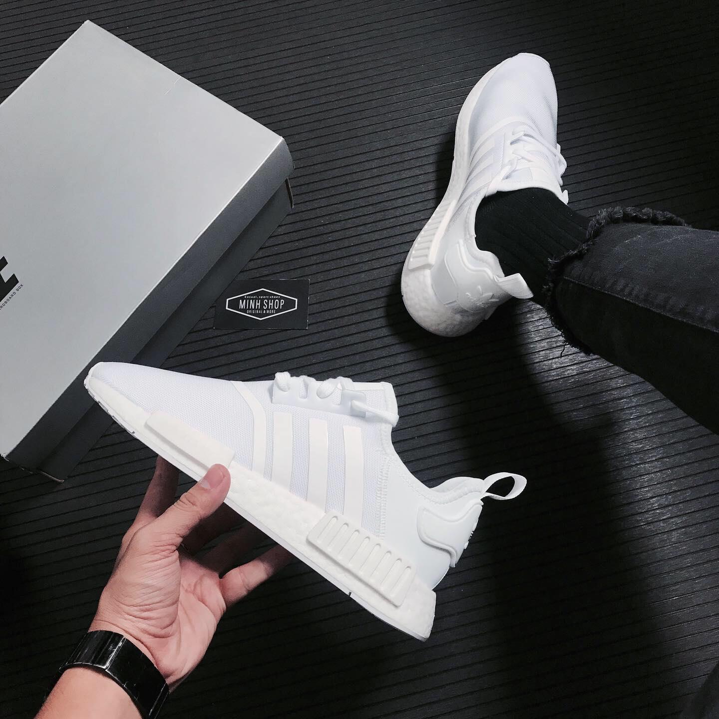 giày thể thao chính hãng, giày nike chính hãng, giày adidas chính hãng, giày newbalance chính hãng, giày converse chính hãng, giày puma chính hãng, giày vans chính hãng, giày asics chính hãng, giày everlast chính hãng, nước hoa chính hãng, ba lô, dép, dép quai ngang