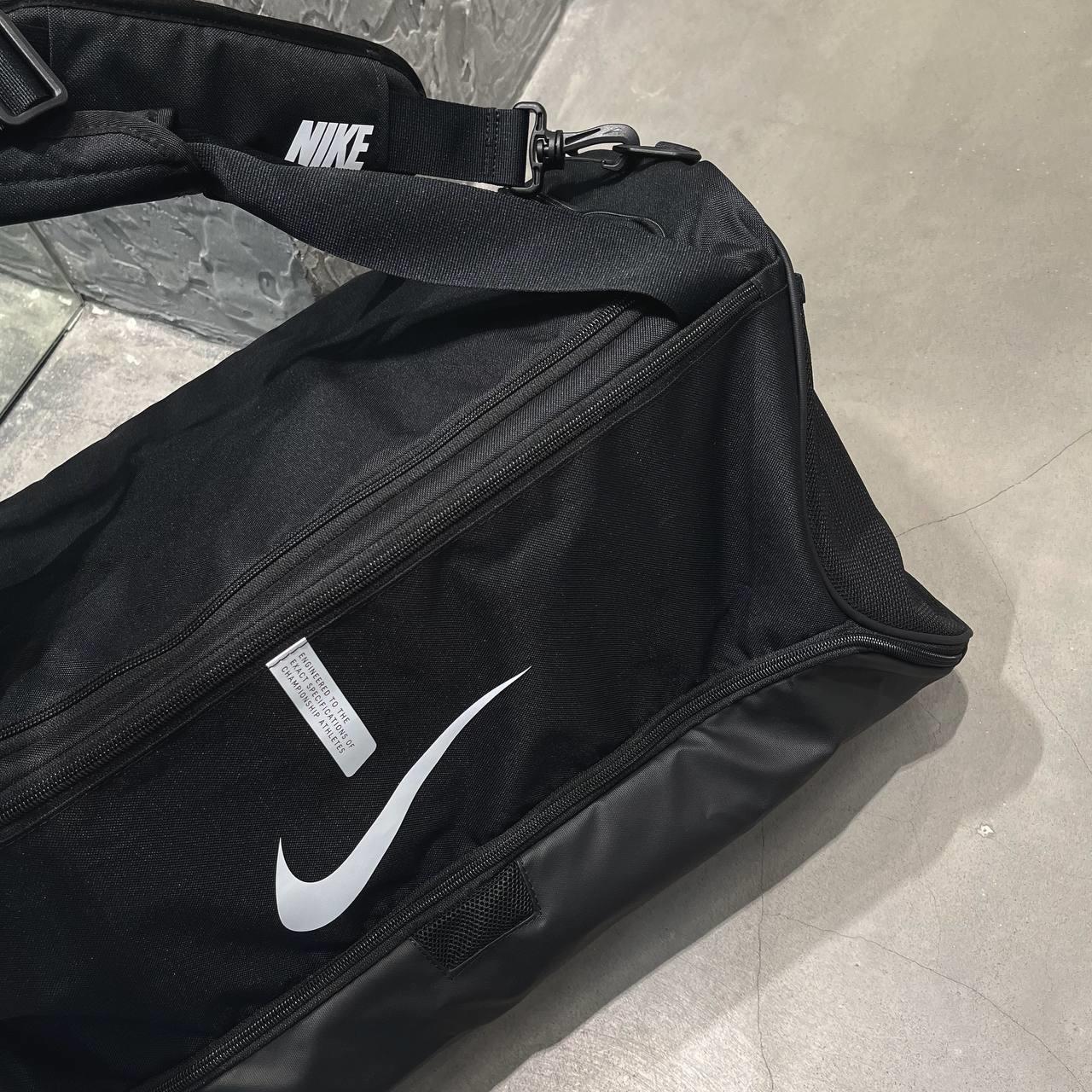 giày thể thao chính hãng, giày nike chính hãng, giày adidas chính hãng, giày newbalance chính hãng, giày converse chính hãng, giày puma chính hãng, giày vans chính hãng, giày asics chính hãng, giày everlast chính hãng, nước hoa chính hãng, ba lô, dép, dép quai ngang