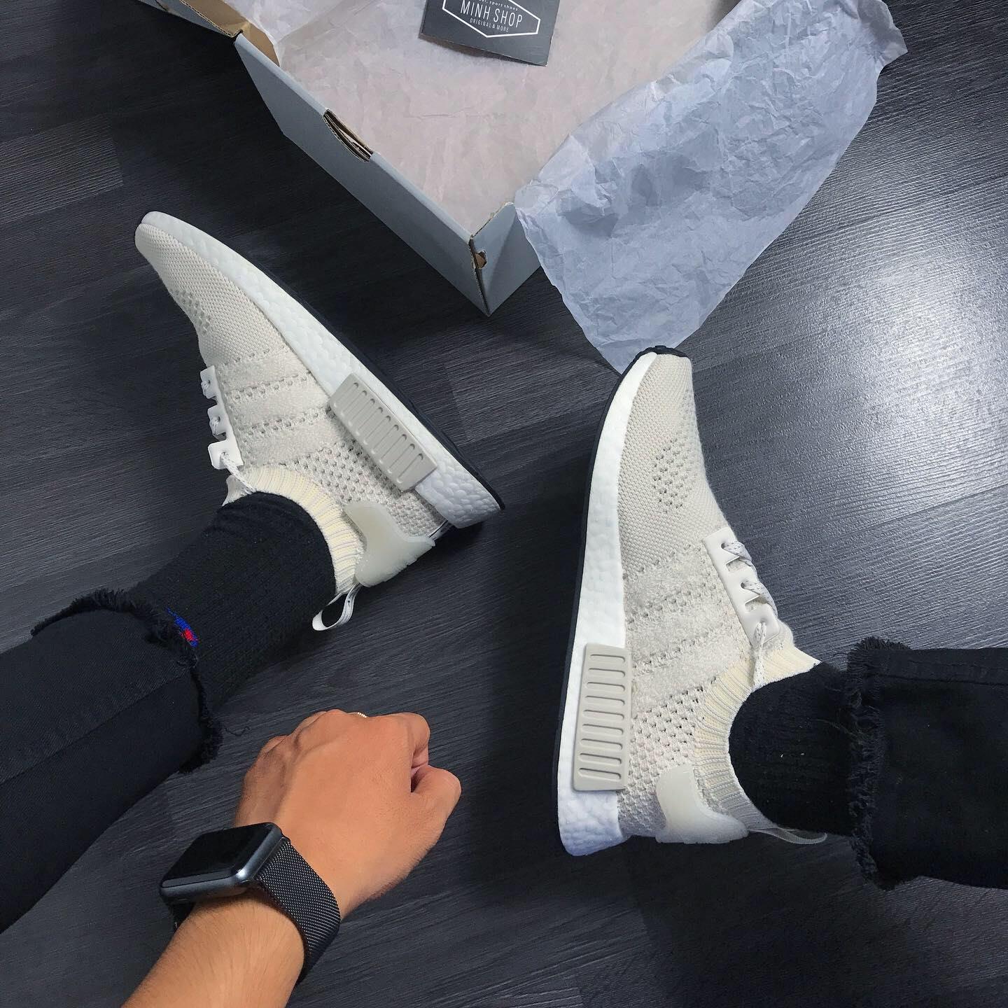giày thể thao chính hãng, giày nike chính hãng, giày adidas chính hãng, giày newbalance chính hãng, giày converse chính hãng, giày puma chính hãng, giày vans chính hãng, giày asics chính hãng, giày everlast chính hãng, nước hoa chính hãng, ba lô, dép, dép quai ngang