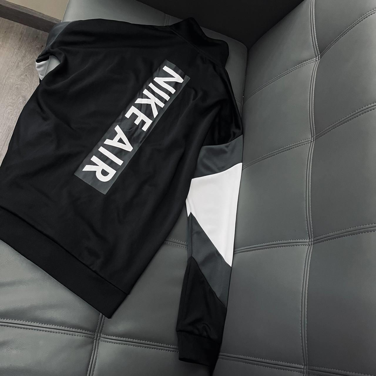 giày thể thao chính hãng, giày nike chính hãng, giày adidas chính hãng, giày newbalance chính hãng, giày converse chính hãng, giày puma chính hãng, giày vans chính hãng, giày asics chính hãng, giày everlast chính hãng, nước hoa chính hãng, ba lô, dép, dép quai ngang