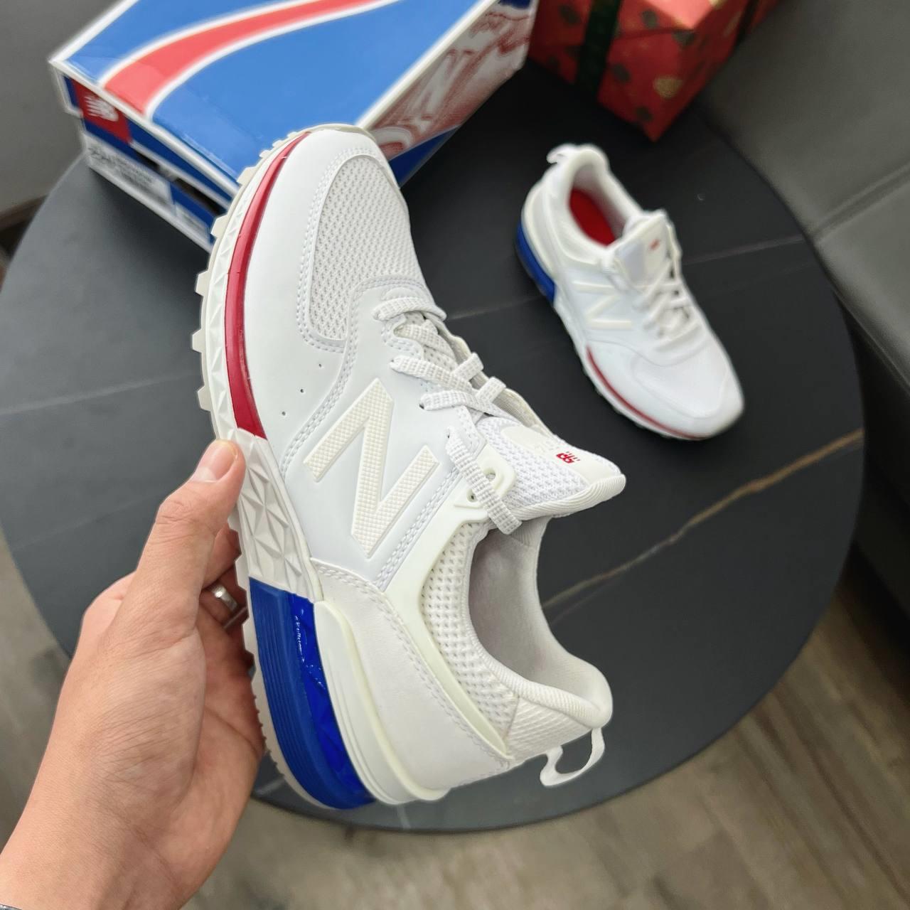 giày thể thao chính hãng, giày nike chính hãng, giày adidas chính hãng, giày newbalance chính hãng, giày converse chính hãng, giày puma chính hãng, giày vans chính hãng, giày asics chính hãng, giày everlast chính hãng, nước hoa chính hãng, ba lô, dép, dép quai ngang