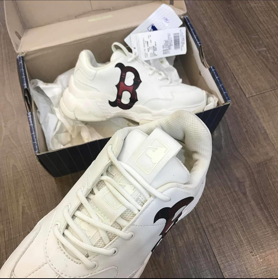giày thể thao chính hãng, giày nike chính hãng, giày adidas chính hãng, giày newbalance chính hãng, giày converse chính hãng, giày puma chính hãng, giày vans chính hãng, giày asics chính hãng, giày everlast chính hãng, nước hoa chính hãng, ba lô, dép, dép quai ngang