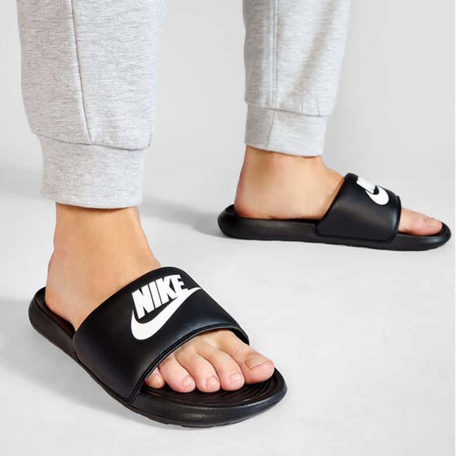 Giày thể thao, Balo thể thao, Nón thể thao, Thương hiệu giày nổi tiếng, Giày Adidas, Giày Nike, Balo Nike, Balo Adidas, Nón Nike, Nón Adidas