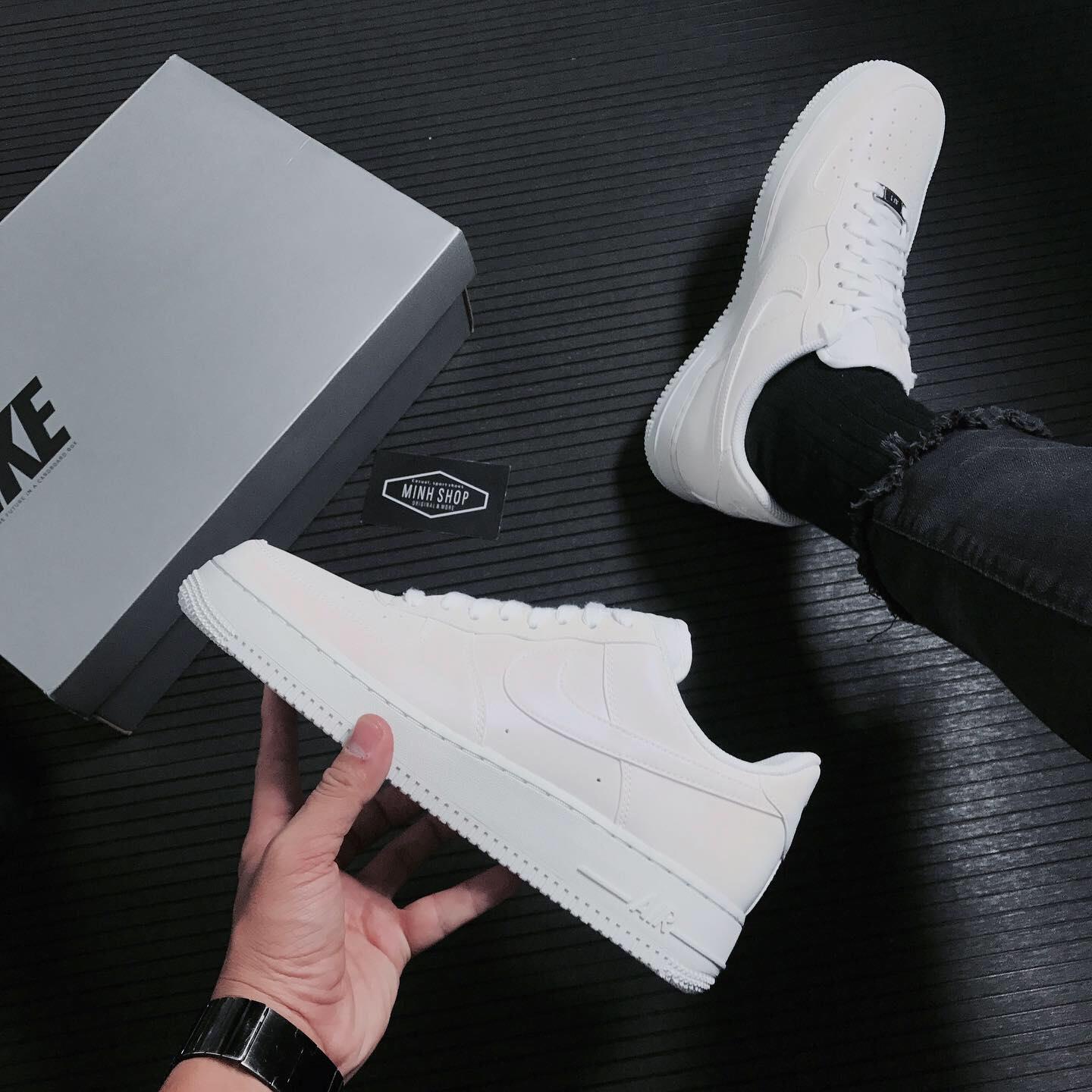 giày thể thao chính hãng, giày nike chính hãng, giày adidas chính hãng, giày newbalance chính hãng, giày converse chính hãng, giày puma chính hãng, giày vans chính hãng, giày asics chính hãng, giày everlast chính hãng, nước hoa chính hãng, ba lô, dép, dép quai ngang