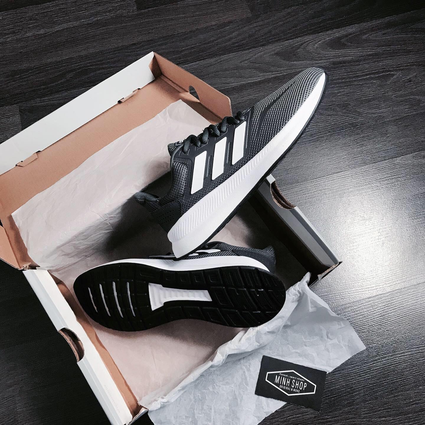 giày thể thao chính hãng, giày nike chính hãng, giày adidas chính hãng, giày newbalance chính hãng, giày converse chính hãng, giày puma chính hãng, giày vans chính hãng, giày asics chính hãng, giày everlast chính hãng, nước hoa chính hãng, ba lô, dép, dép quai ngang