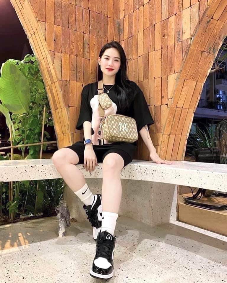 giày thể thao chính hãng, giày nike chính hãng, giày adidas chính hãng, giày newbalance chính hãng, giày converse chính hãng, giày puma chính hãng, giày vans chính hãng, giày asics chính hãng, giày everlast chính hãng, nước hoa chính hãng, ba lô, dép, dép quai ngang