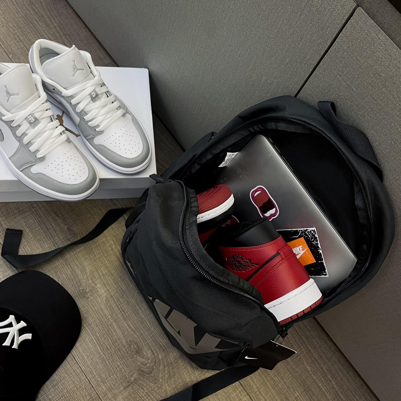 giày thể thao chính hãng, giày nike chính hãng, giày adidas chính hãng, giày newbalance chính hãng, giày converse chính hãng, giày puma chính hãng, giày vans chính hãng, giày asics chính hãng, giày everlast chính hãng, nước hoa chính hãng, ba lô, dép, dép quai ngang