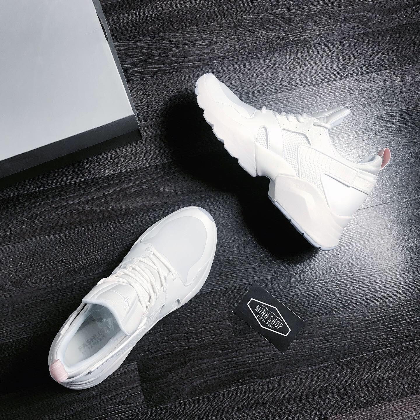 giày thể thao chính hãng, giày nike chính hãng, giày adidas chính hãng, giày newbalance chính hãng, giày converse chính hãng, giày puma chính hãng, giày vans chính hãng, giày asics chính hãng, giày everlast chính hãng, nước hoa chính hãng, ba lô, dép, dép quai ngang