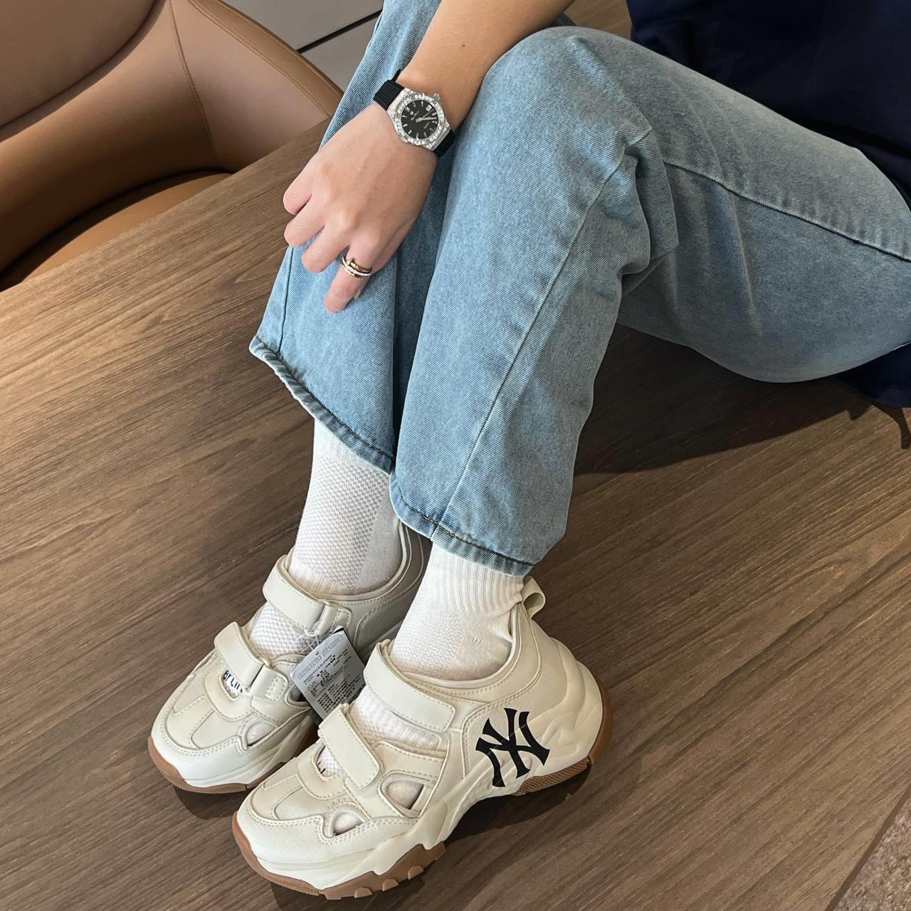 giày thể thao chính hãng, giày nike chính hãng, giày adidas chính hãng, giày newbalance chính hãng, giày converse chính hãng, giày puma chính hãng, giày vans chính hãng, giày asics chính hãng, giày everlast chính hãng, nước hoa chính hãng, ba lô, dép, dép quai ngang