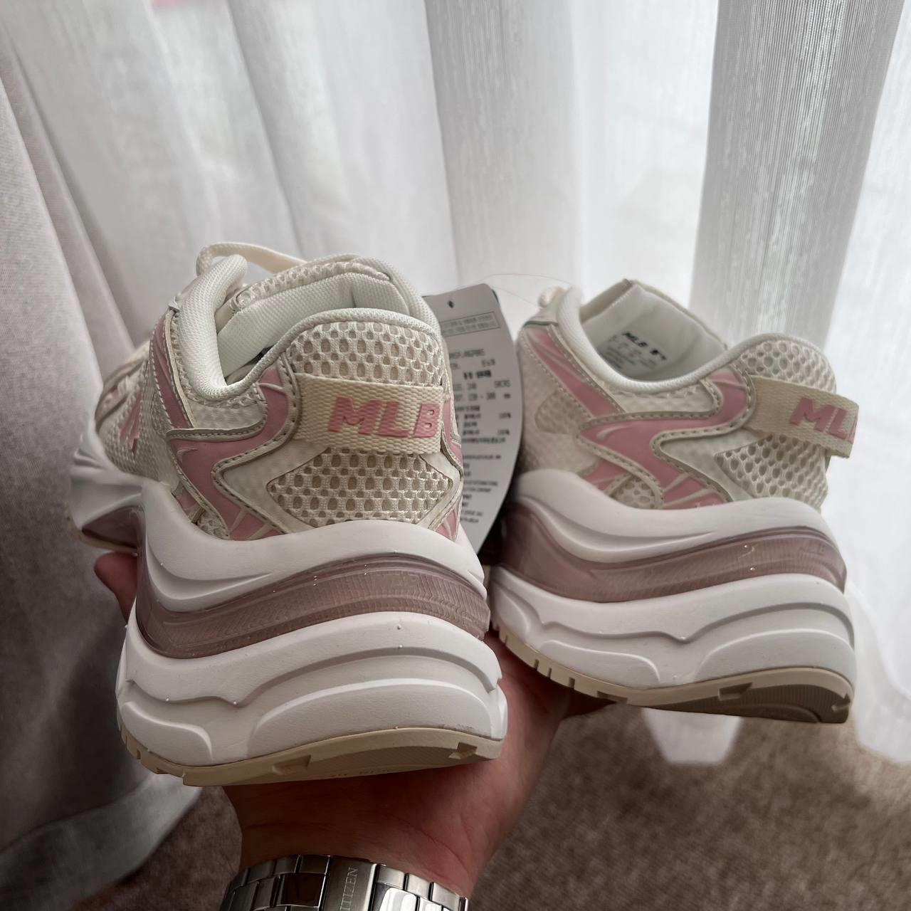 City Culture, hệ thống cửa hàng phân phối chuyên phân phối đồ thể thao, đồng hồ, nước hoa chính hãng, chính ngạch, xách tay từ US, UK, Korea, Japan.