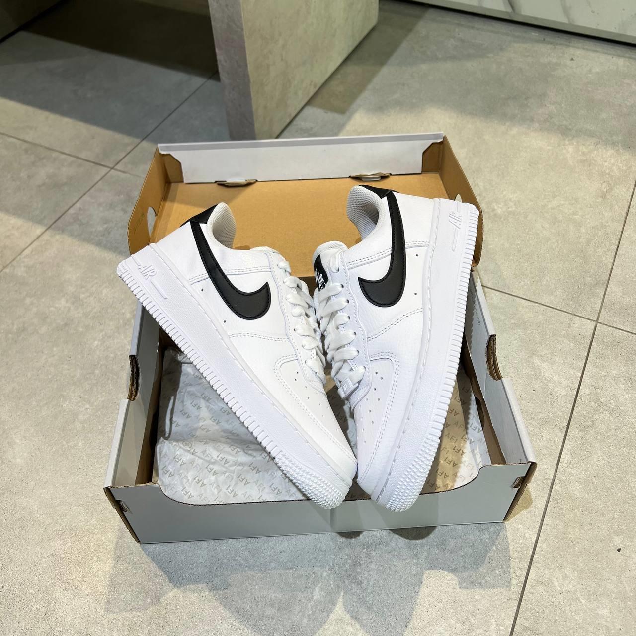 Giày thể thao, Balo thể thao, Nón thể thao, Thương hiệu giày nổi tiếng, Giày Adidas, Giày Nike, Balo Nike, Balo Adidas, Nón Nike, Nón Adidas