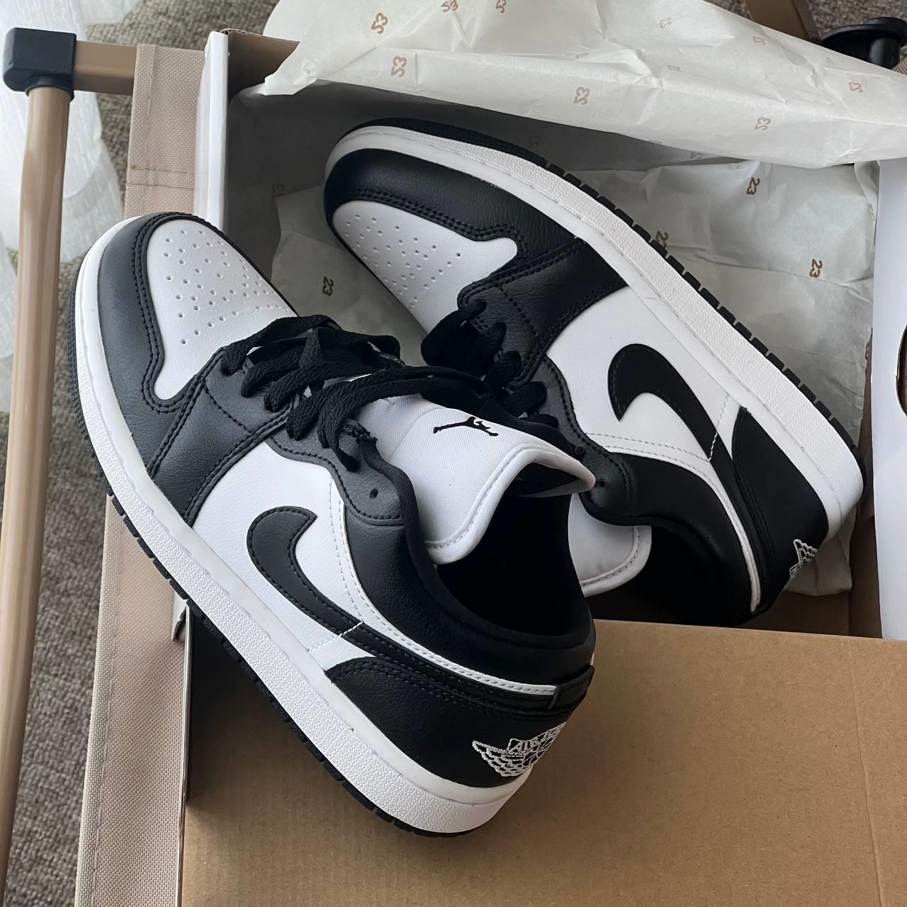 giày thể thao chính hãng, giày nike chính hãng, giày adidas chính hãng, giày newbalance chính hãng, giày converse chính hãng, giày puma chính hãng, giày vans chính hãng, giày asics chính hãng, giày everlast chính hãng, nước hoa chính hãng, ba lô, dép, dép quai ngang