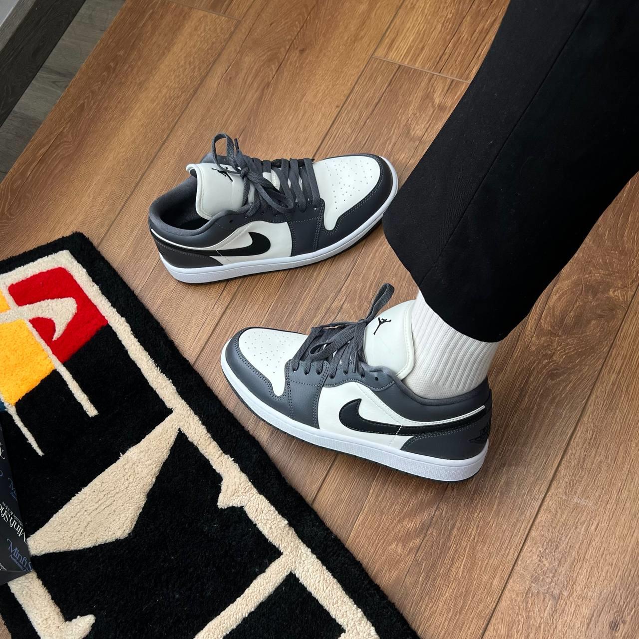 giày thể thao chính hãng, giày nike chính hãng, giày adidas chính hãng, giày newbalance chính hãng, giày converse chính hãng, giày puma chính hãng, giày vans chính hãng, giày asics chính hãng, giày everlast chính hãng, nước hoa chính hãng, ba lô, dép, dép quai ngang