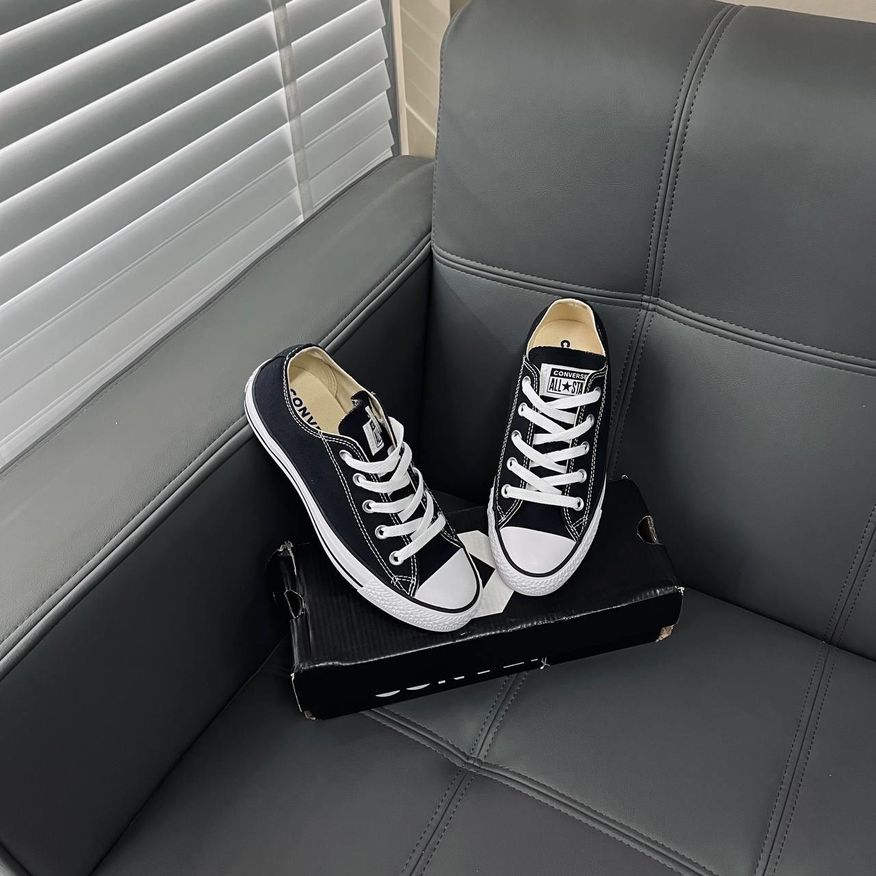 giày thể thao chính hãng, giày nike chính hãng, giày adidas chính hãng, giày newbalance chính hãng, giày converse chính hãng, giày puma chính hãng, giày vans chính hãng, giày asics chính hãng, giày everlast chính hãng, nước hoa chính hãng, ba lô, dép, dép quai ngang