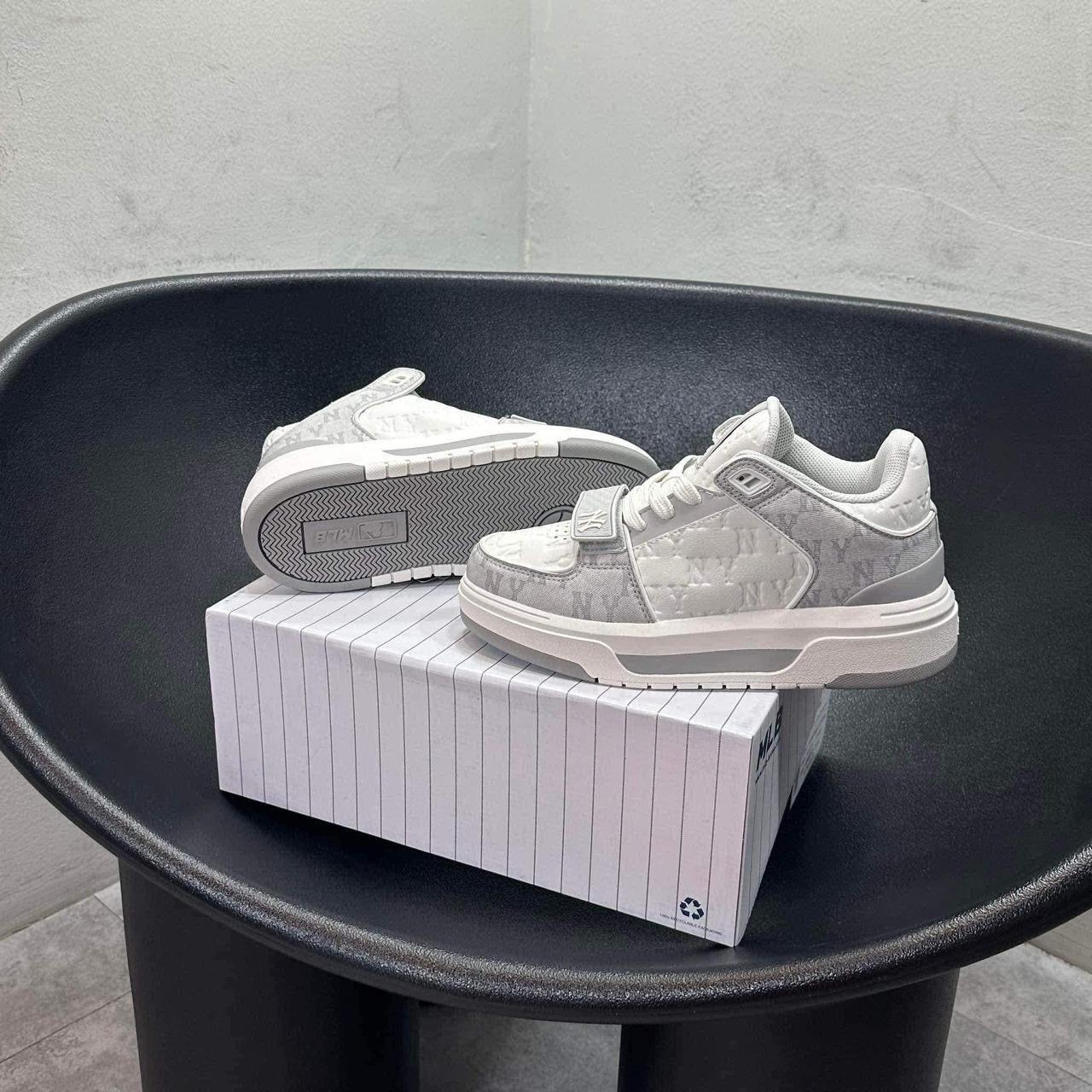 Giày thể thao, Balo thể thao, Nón thể thao, Thương hiệu giày nổi tiếng, Giày Adidas, Giày Nike, Balo Nike, Balo Adidas, Nón Nike, Nón Adidas