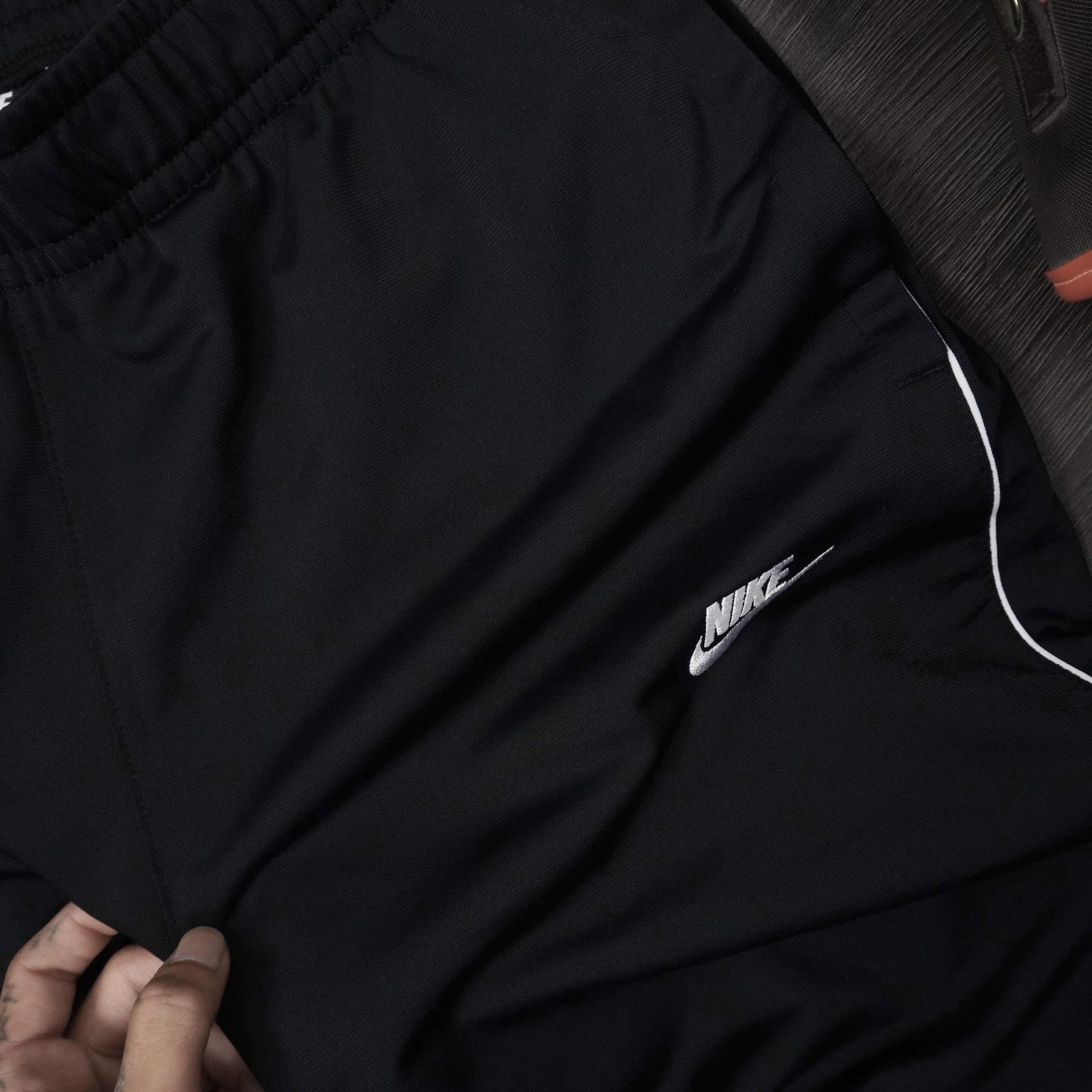giày thể thao chính hãng, giày nike chính hãng, giày adidas chính hãng, giày newbalance chính hãng, giày converse chính hãng, giày puma chính hãng, giày vans chính hãng, giày asics chính hãng, giày everlast chính hãng, nước hoa chính hãng, ba lô, dép, dép quai ngang