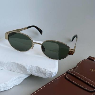 Kính Celine Triomphe Metal 01 ‘Gold’ [CL40235U]