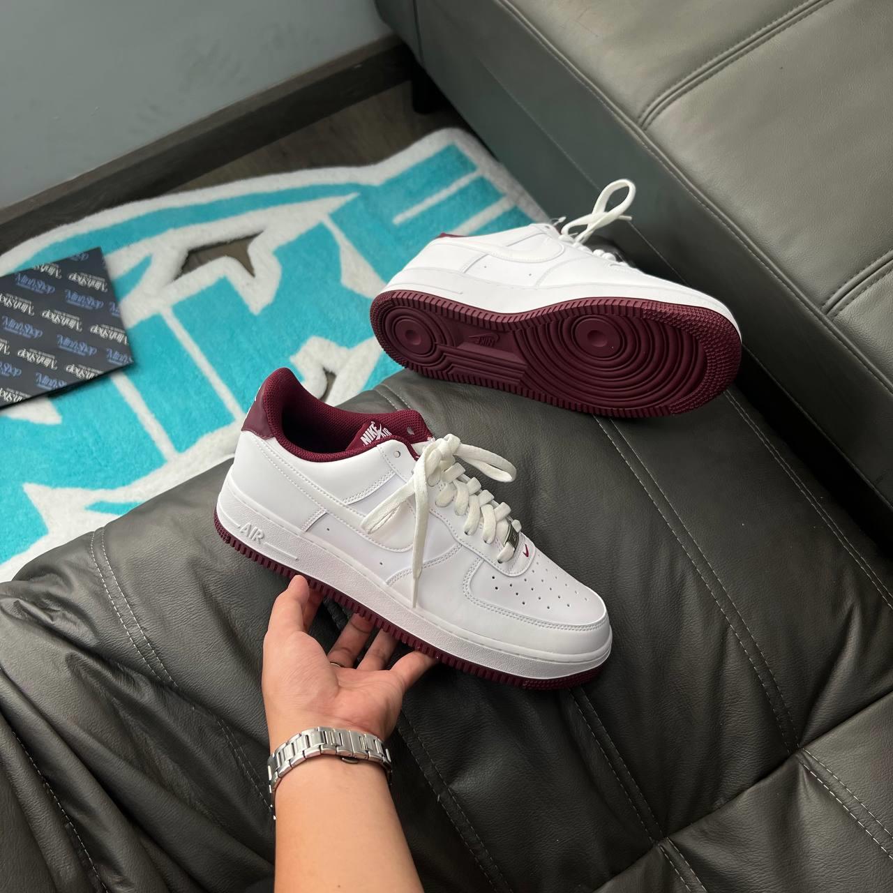 giày thể thao chính hãng, giày nike chính hãng, giày adidas chính hãng, giày newbalance chính hãng, giày converse chính hãng, giày puma chính hãng, giày vans chính hãng, giày asics chính hãng, giày everlast chính hãng, nước hoa chính hãng, ba lô, dép, dép quai ngang