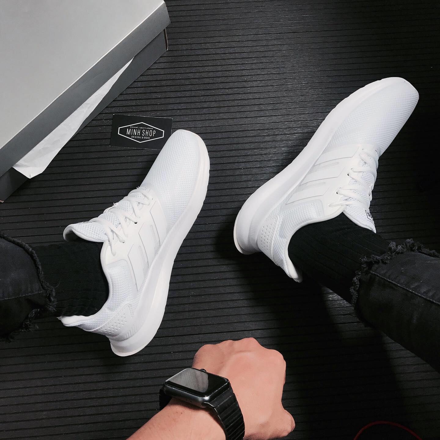 giày thể thao chính hãng, giày nike chính hãng, giày adidas chính hãng, giày newbalance chính hãng, giày converse chính hãng, giày puma chính hãng, giày vans chính hãng, giày asics chính hãng, giày everlast chính hãng, nước hoa chính hãng, ba lô, dép, dép quai ngang