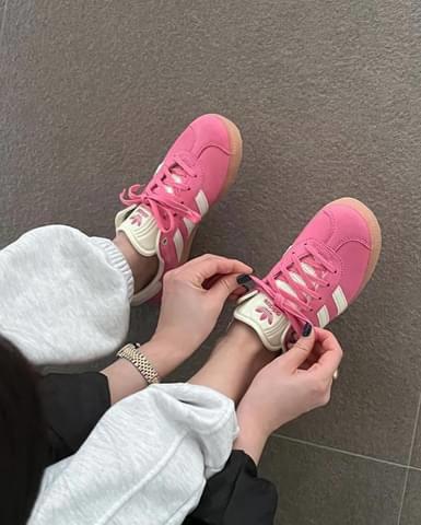 giày thể thao chính hãng, giày nike chính hãng, giày adidas chính hãng, giày newbalance chính hãng, giày converse chính hãng, giày puma chính hãng, giày vans chính hãng, giày asics chính hãng, giày everlast chính hãng, nước hoa chính hãng, ba lô, dép, dép quai ngang