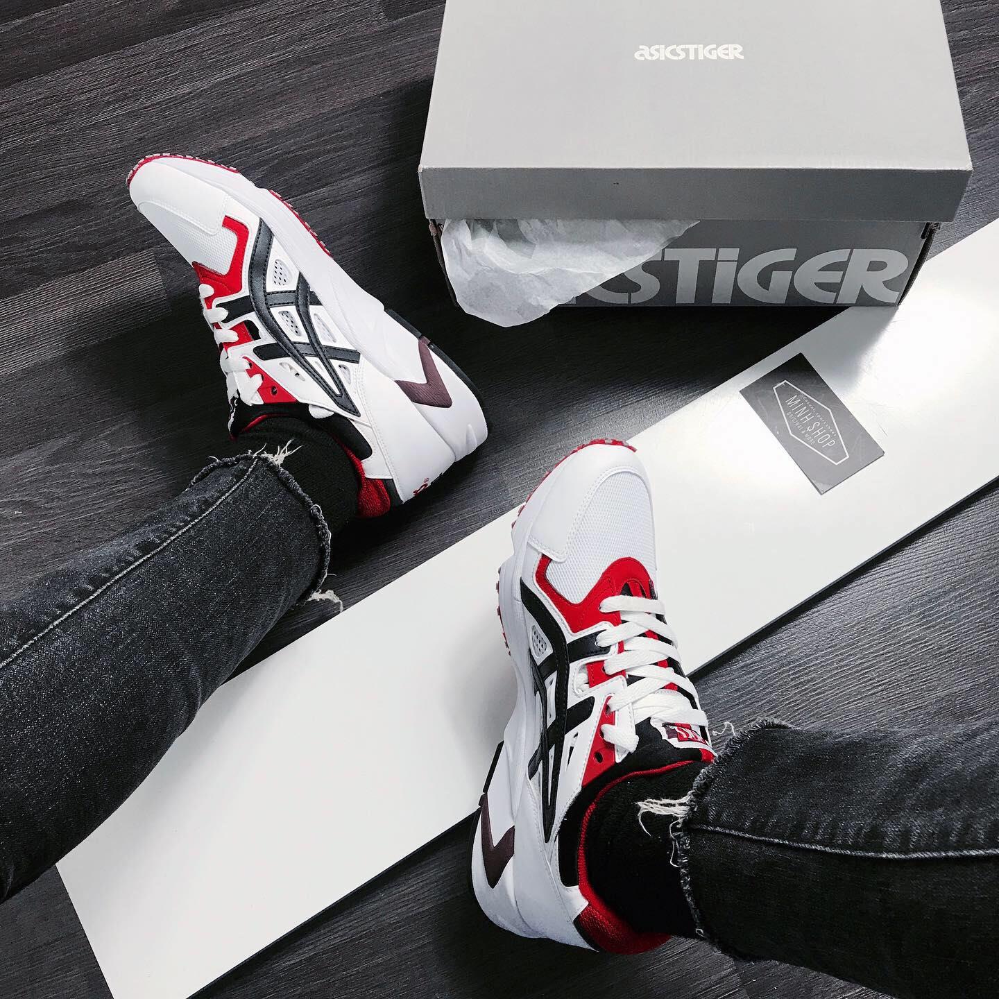 giày thể thao chính hãng, giày nike chính hãng, giày adidas chính hãng, giày newbalance chính hãng, giày converse chính hãng, giày puma chính hãng, giày vans chính hãng, giày asics chính hãng, giày everlast chính hãng, nước hoa chính hãng, ba lô, dép, dép quai ngang