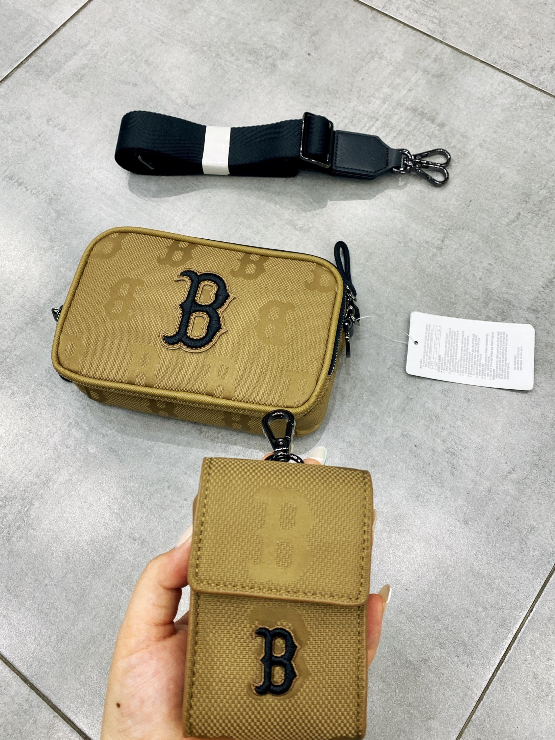 Giày thể thao, Balo thể thao, Nón thể thao, Thương hiệu giày nổi tiếng, Giày Adidas, Giày Nike, Balo Nike, Balo Adidas, Nón Nike, Nón Adidas