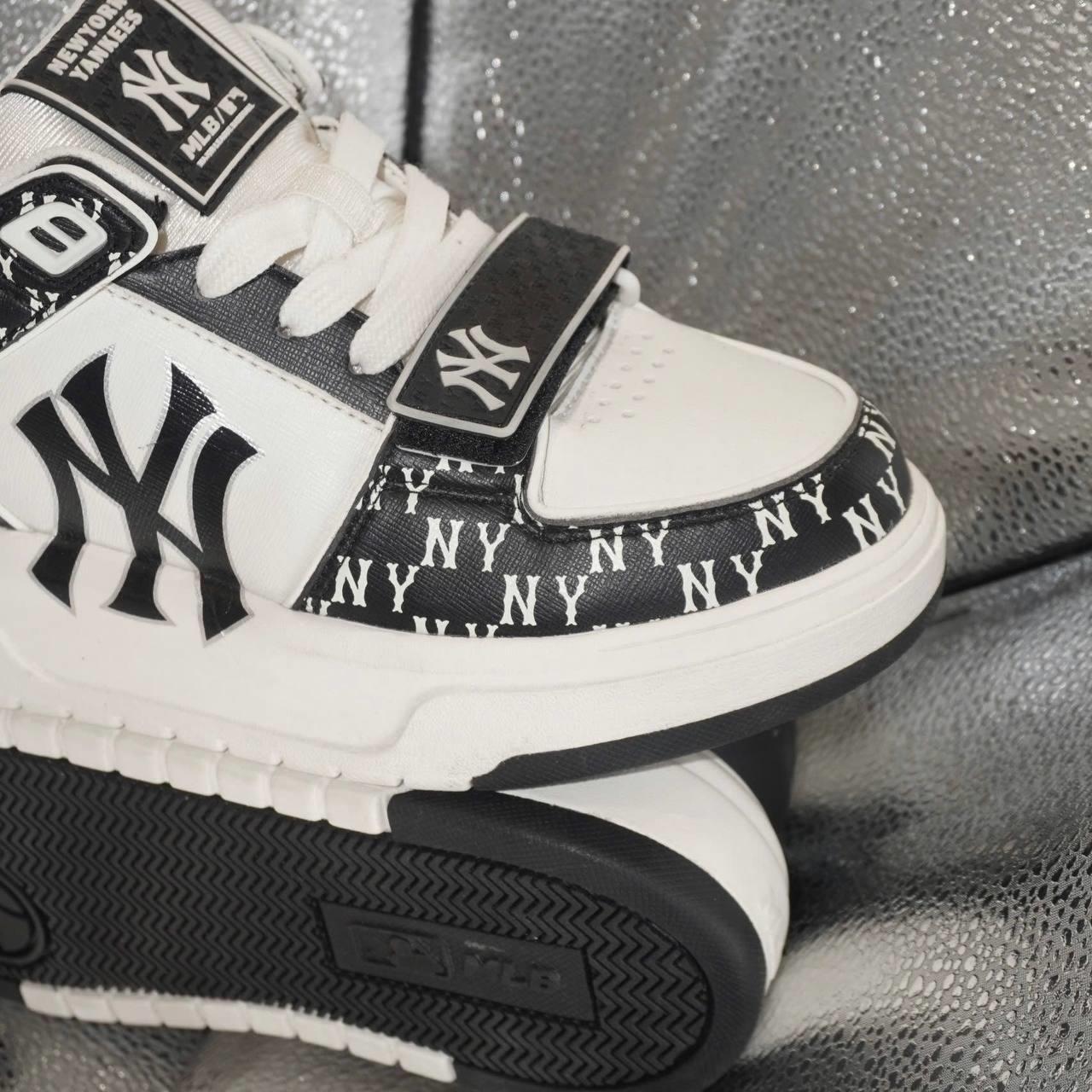 Giày thể thao, Balo thể thao, Nón thể thao, Thương hiệu giày nổi tiếng, Giày Adidas, Giày Nike, Balo Nike, Balo Adidas, Nón Nike, Nón Adidas