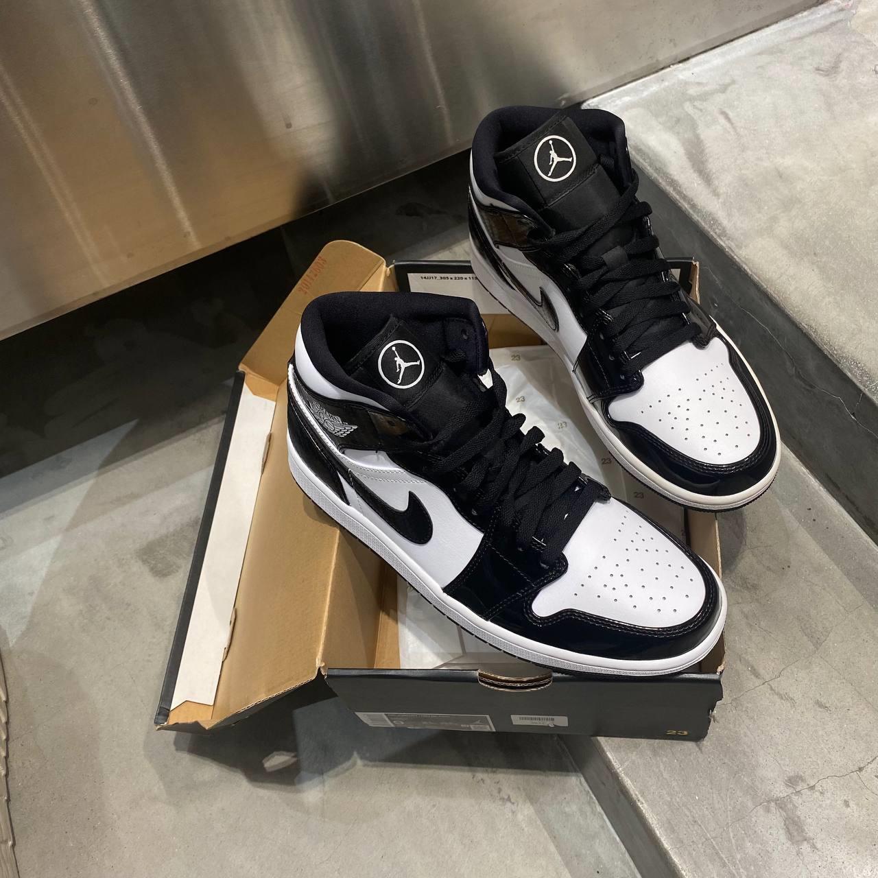 giày thể thao chính hãng, giày nike chính hãng, giày adidas chính hãng, giày newbalance chính hãng, giày converse chính hãng, giày puma chính hãng, giày vans chính hãng, giày asics chính hãng, giày everlast chính hãng, nước hoa chính hãng, ba lô, dép, dép quai ngang