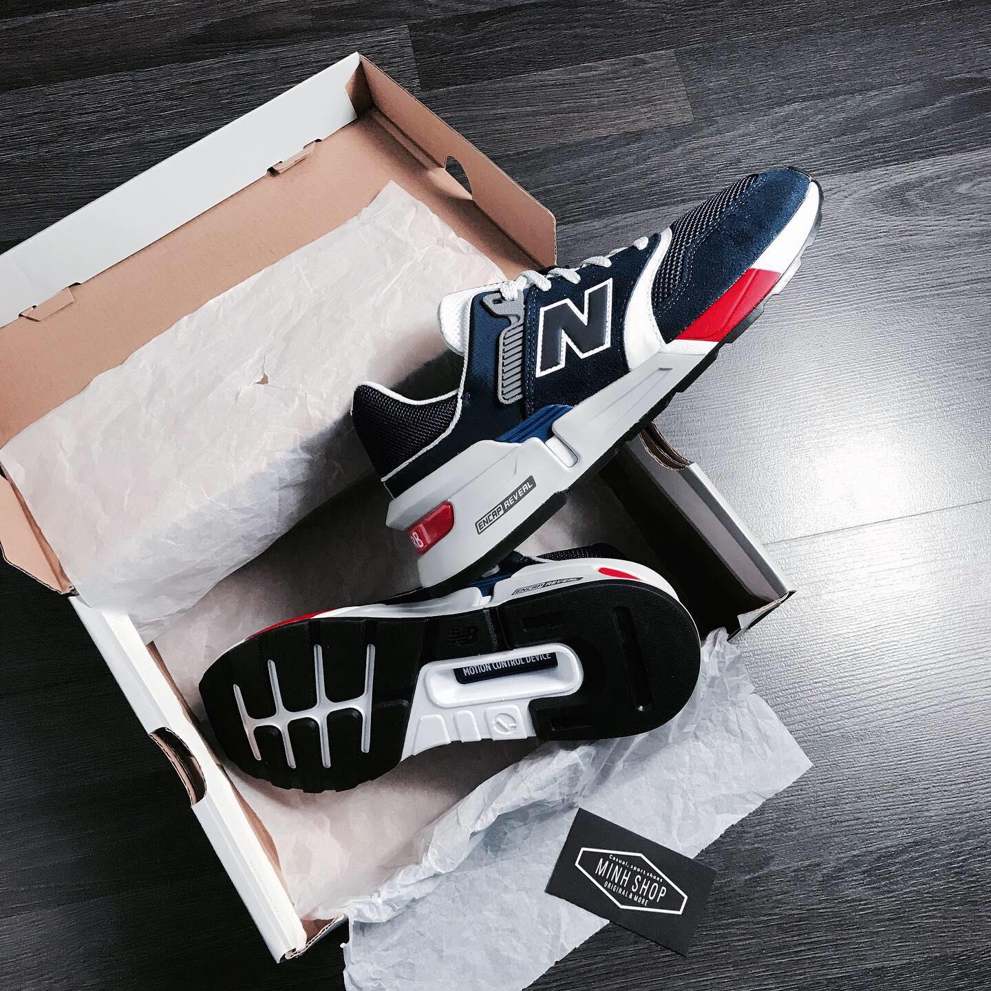 giày thể thao chính hãng, giày nike chính hãng, giày adidas chính hãng, giày newbalance chính hãng, giày converse chính hãng, giày puma chính hãng, giày vans chính hãng, giày asics chính hãng, giày everlast chính hãng, nước hoa chính hãng, ba lô, dép, dép quai ngang
