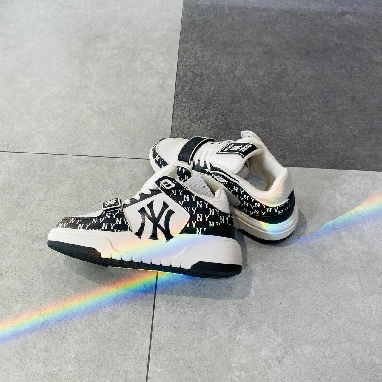 Giày thể thao, Balo thể thao, Nón thể thao, Thương hiệu giày nổi tiếng, Giày Adidas, Giày Nike, Balo Nike, Balo Adidas, Nón Nike, Nón Adidas