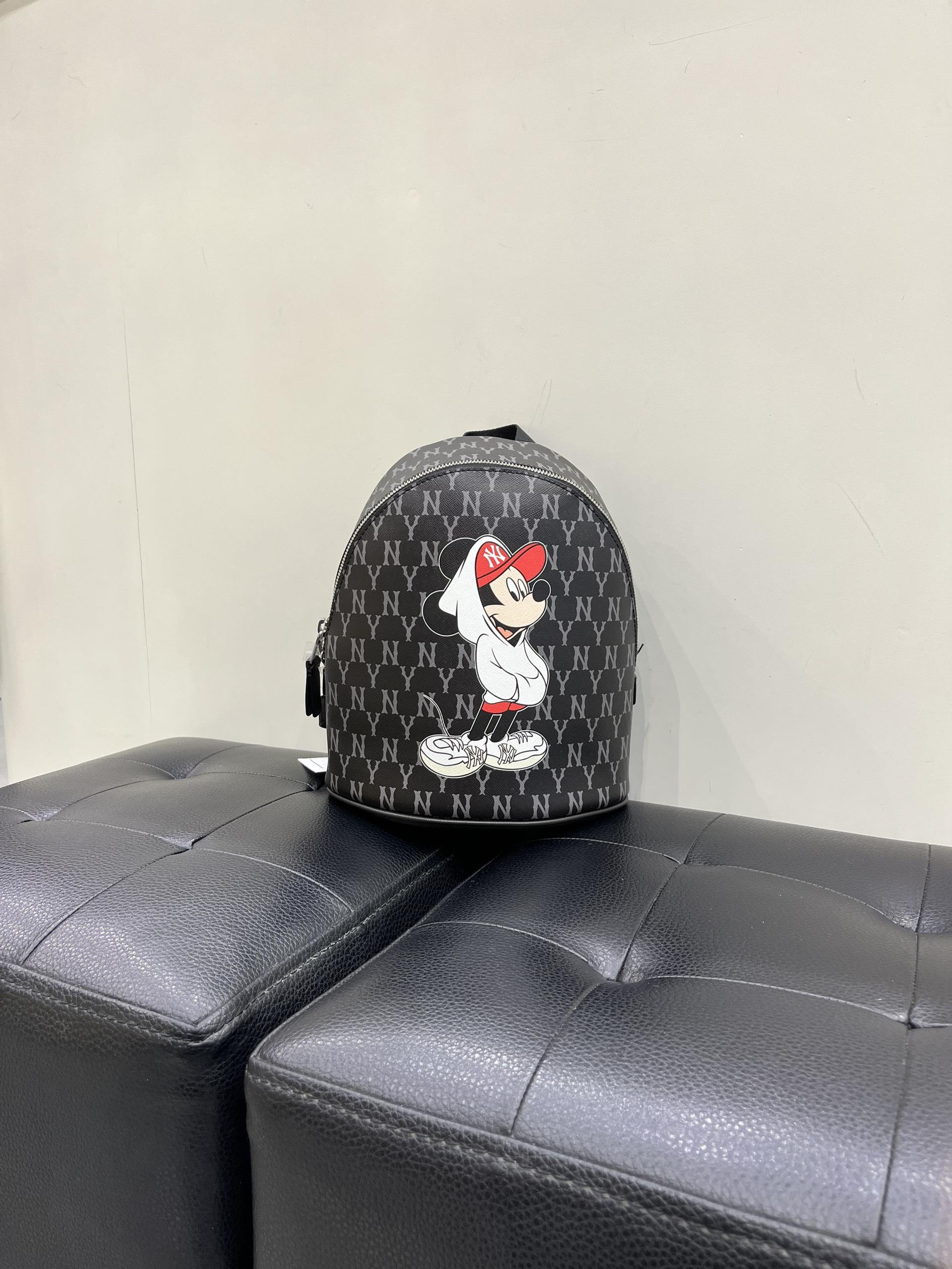 Giày thể thao, Balo thể thao, Nón thể thao, Thương hiệu giày nổi tiếng, Giày Adidas, Giày Nike, Balo Nike, Balo Adidas, Nón Nike, Nón Adidas