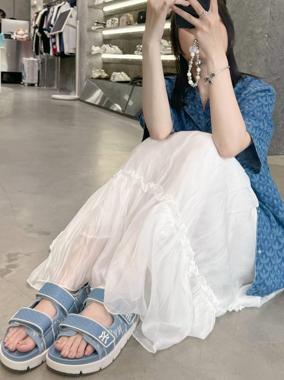 giày thể thao chính hãng, giày nike chính hãng, giày adidas chính hãng, giày newbalance chính hãng, giày converse chính hãng, giày puma chính hãng, giày vans chính hãng, giày asics chính hãng, giày everlast chính hãng, nước hoa chính hãng, ba lô, dép, dép quai ngang