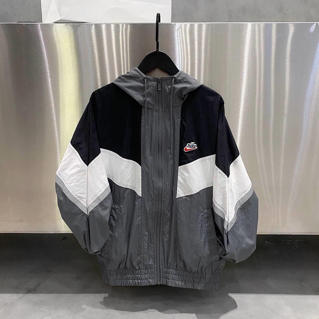 giày thể thao chính hãng, giày nike chính hãng, giày adidas chính hãng, giày newbalance chính hãng, giày converse chính hãng, giày puma chính hãng, giày vans chính hãng, giày asics chính hãng, giày everlast chính hãng, nước hoa chính hãng, ba lô, dép, dép quai ngang