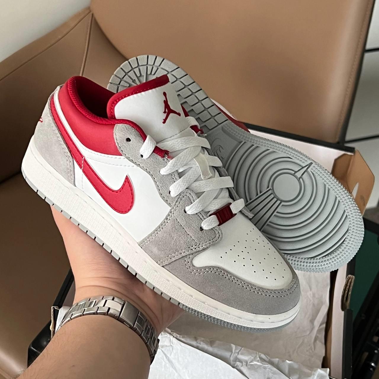 giày thể thao chính hãng, giày nike chính hãng, giày adidas chính hãng, giày newbalance chính hãng, giày converse chính hãng, giày puma chính hãng, giày vans chính hãng, giày asics chính hãng, giày everlast chính hãng, nước hoa chính hãng, ba lô, dép, dép quai ngang