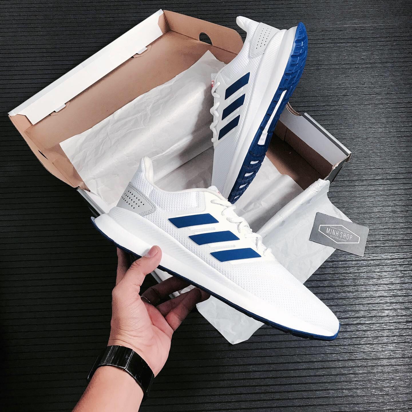 giày thể thao chính hãng, giày nike chính hãng, giày adidas chính hãng, giày newbalance chính hãng, giày converse chính hãng, giày puma chính hãng, giày vans chính hãng, giày asics chính hãng, giày everlast chính hãng, nước hoa chính hãng, ba lô, dép, dép quai ngang