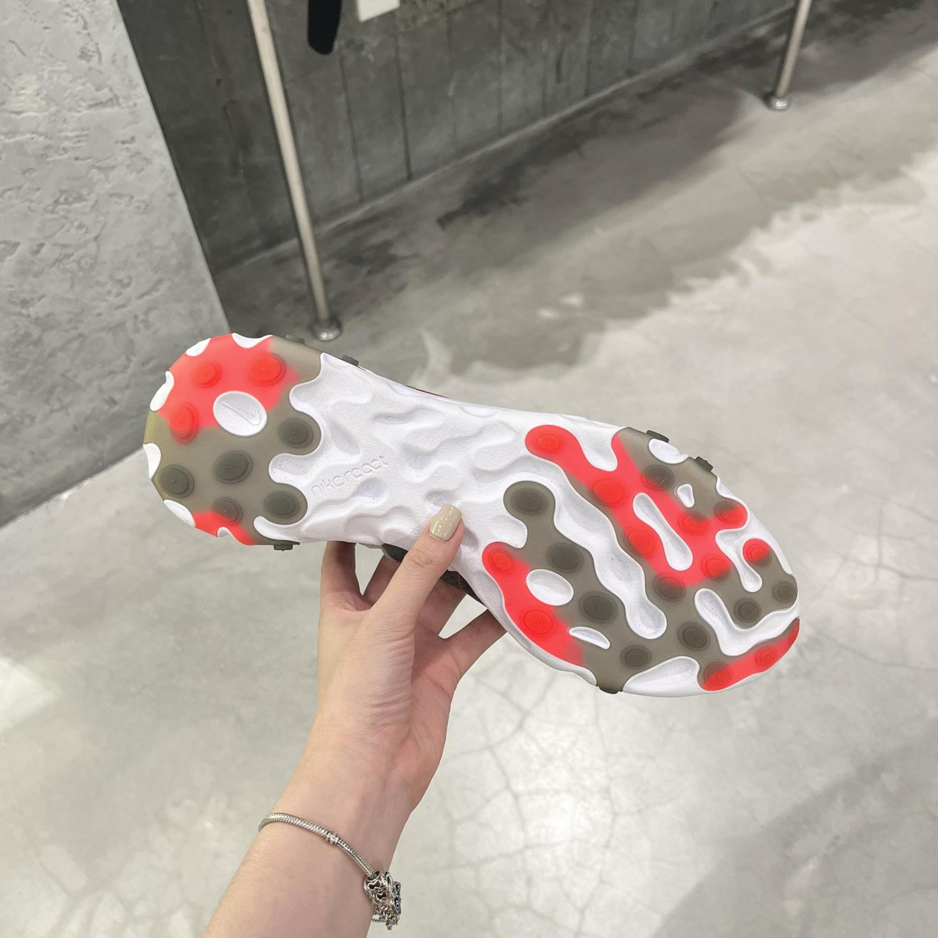 giày thể thao chính hãng, giày nike chính hãng, giày adidas chính hãng, giày newbalance chính hãng, giày converse chính hãng, giày puma chính hãng, giày vans chính hãng, giày asics chính hãng, giày everlast chính hãng, nước hoa chính hãng, ba lô, dép, dép quai ngang