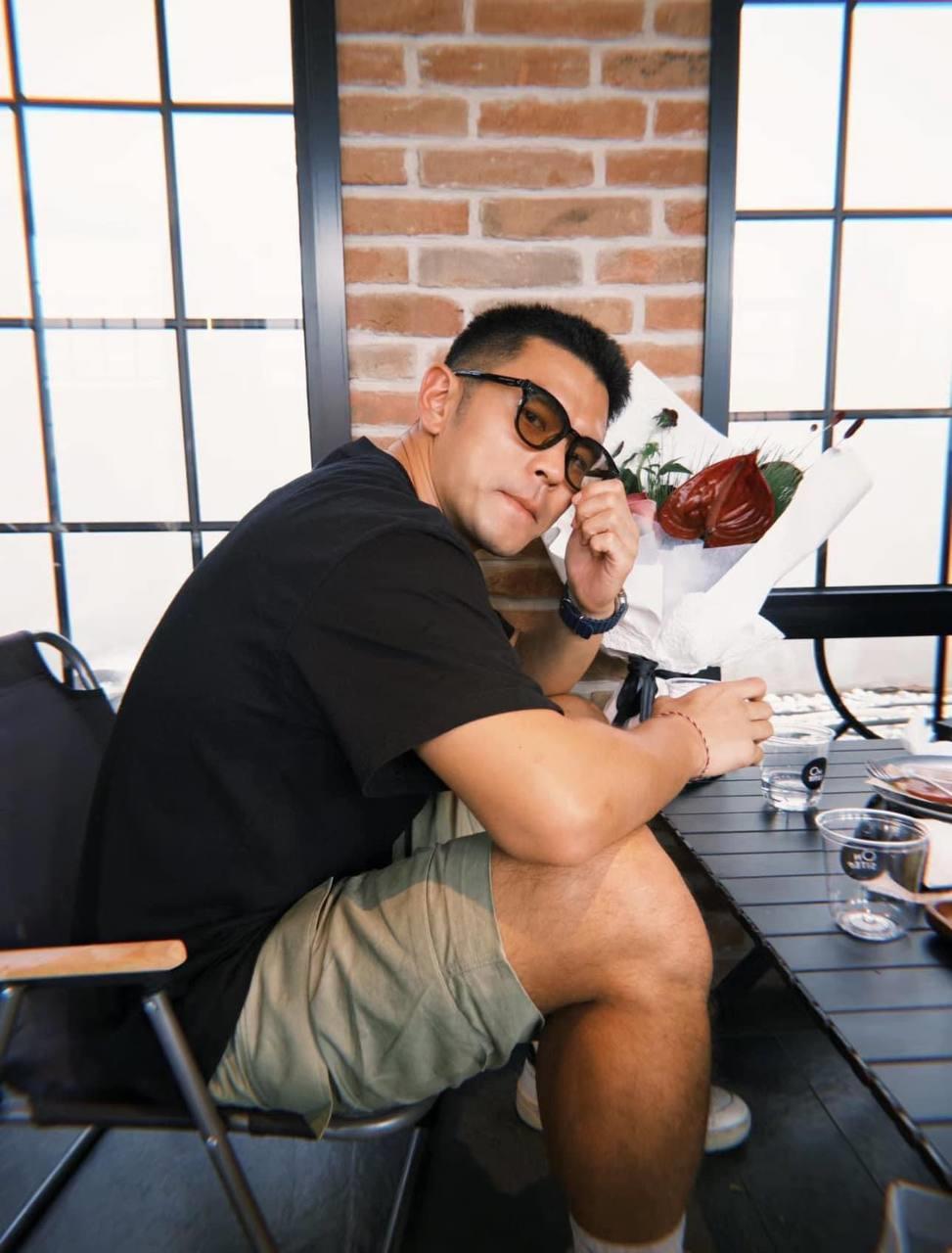 giày thể thao chính hãng, giày nike chính hãng, giày adidas chính hãng, giày newbalance chính hãng, giày converse chính hãng, giày puma chính hãng, giày vans chính hãng, giày asics chính hãng, giày everlast chính hãng, nước hoa chính hãng, ba lô, dép, dép quai ngang