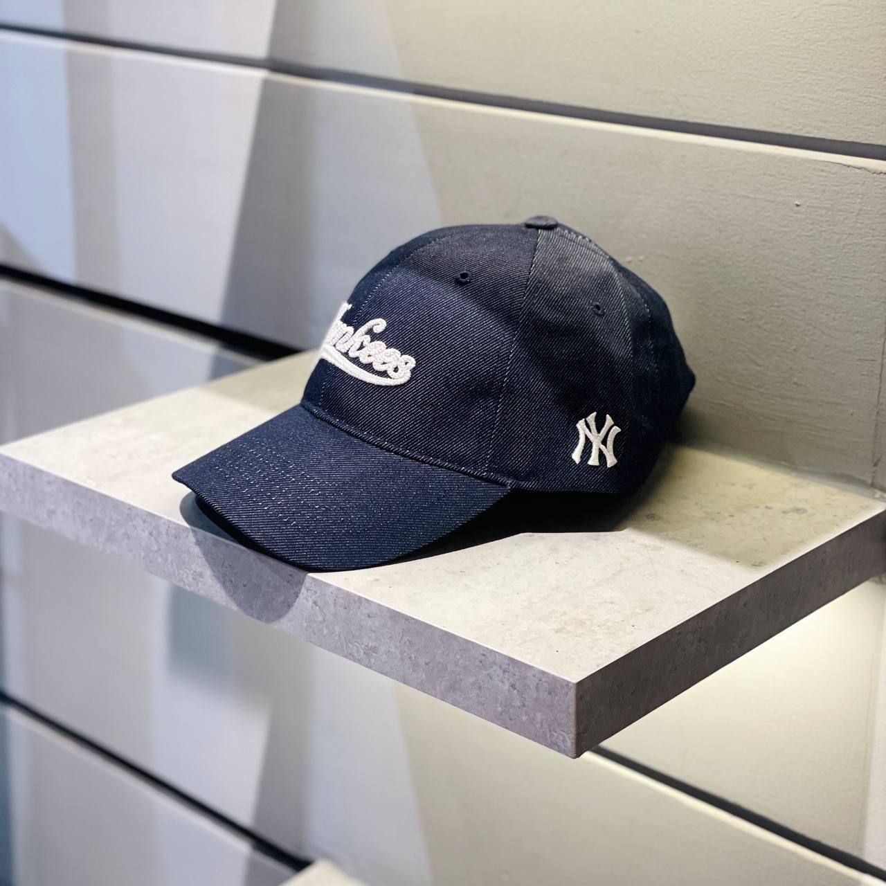 Giày thể thao, Balo thể thao, Nón thể thao, Thương hiệu giày nổi tiếng, Giày Adidas, Giày Nike, Balo Nike, Balo Adidas, Nón Nike, Nón Adidas