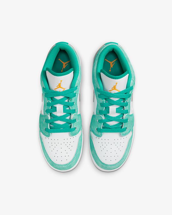 City Culture, hệ thống cửa hàng phân phối chuyên phân phối đồ thể thao, đồng hồ, nước hoa chính hãng, chính ngạch, xách tay từ US, UK, Korea, Japan.