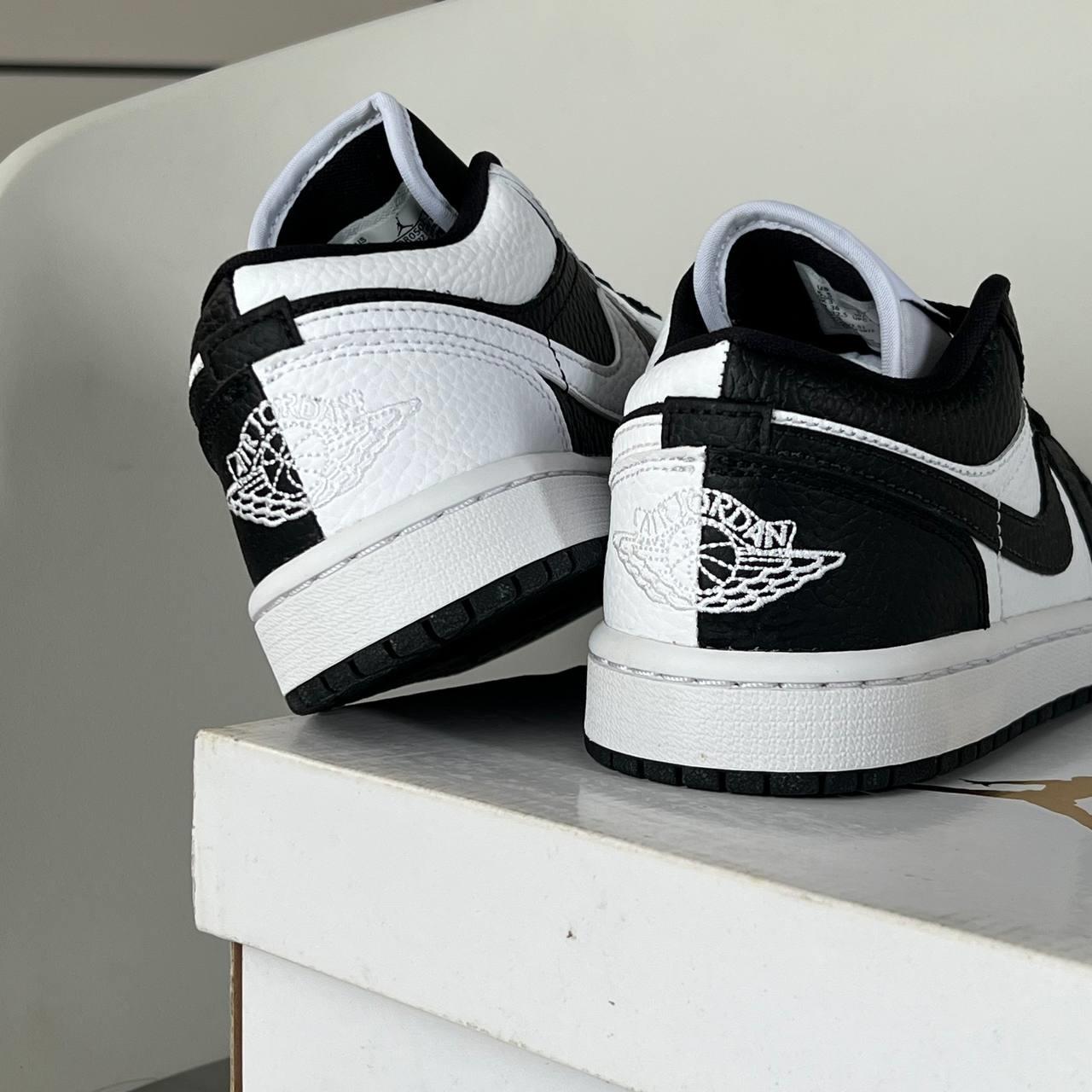 giày thể thao chính hãng, giày nike chính hãng, giày adidas chính hãng, giày newbalance chính hãng, giày converse chính hãng, giày puma chính hãng, giày vans chính hãng, giày asics chính hãng, giày everlast chính hãng, nước hoa chính hãng, ba lô, dép, dép quai ngang