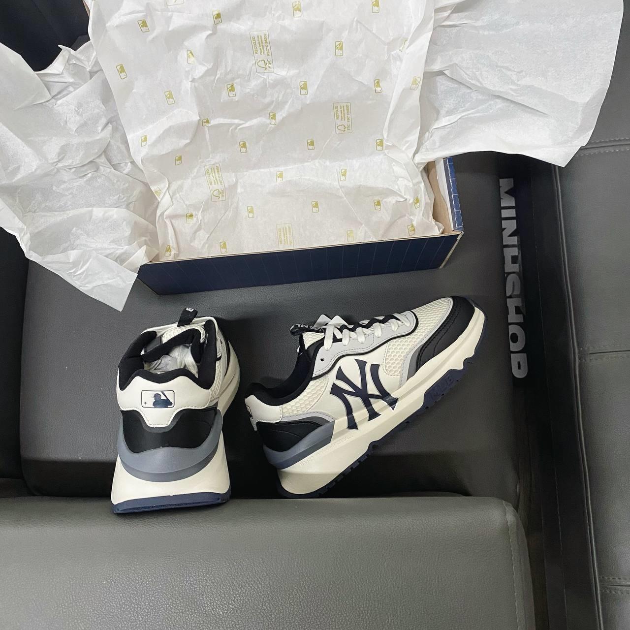 City Culture, hệ thống cửa hàng phân phối chuyên phân phối đồ thể thao, đồng hồ, nước hoa chính hãng, chính ngạch, xách tay từ US, UK, Korea, Japan.