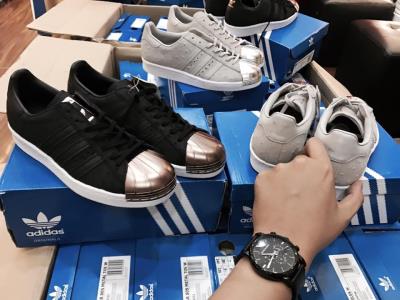giày thể thao chính hãng, giày nike chính hãng, giày adidas chính hãng, giày newbalance chính hãng, giày converse chính hãng, giày puma chính hãng, giày vans chính hãng, giày asics chính hãng, giày everlast chính hãng, nước hoa chính hãng, ba lô, dép, dép quai ngang