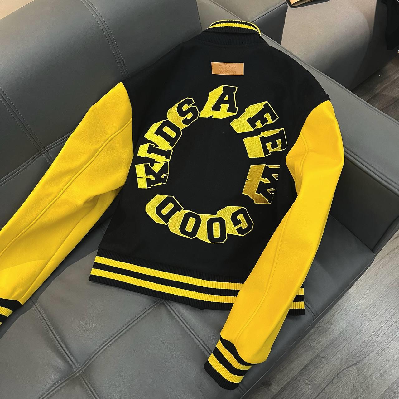 giày thể thao chính hãng, giày nike chính hãng, giày adidas chính hãng, giày newbalance chính hãng, giày converse chính hãng, giày puma chính hãng, giày vans chính hãng, giày asics chính hãng, giày everlast chính hãng, nước hoa chính hãng, ba lô, dép, dép quai ngang