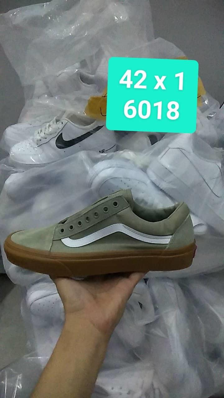 giày thể thao chính hãng, giày nike chính hãng, giày adidas chính hãng, giày newbalance chính hãng, giày converse chính hãng, giày puma chính hãng, giày vans chính hãng, giày asics chính hãng, giày everlast chính hãng, nước hoa chính hãng, ba lô, dép, dép quai ngang