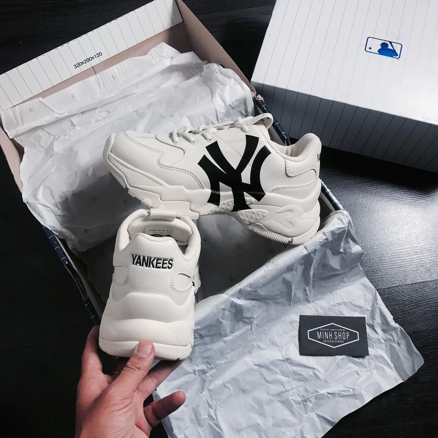 giày thể thao chính hãng, giày nike chính hãng, giày adidas chính hãng, giày newbalance chính hãng, giày converse chính hãng, giày puma chính hãng, giày vans chính hãng, giày asics chính hãng, giày everlast chính hãng, nước hoa chính hãng, ba lô, dép, dép quai ngang